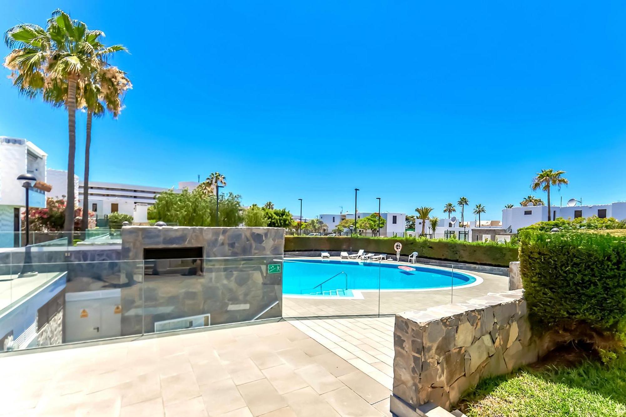 Two Bedroom Apartment, Near Playa De Las Americas, Free Wifi, Pool Luaran gambar
